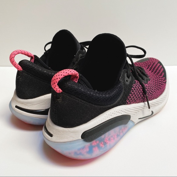 SOLD Men’s Nike Joyride Run Flyknit - Picture 3 of 14